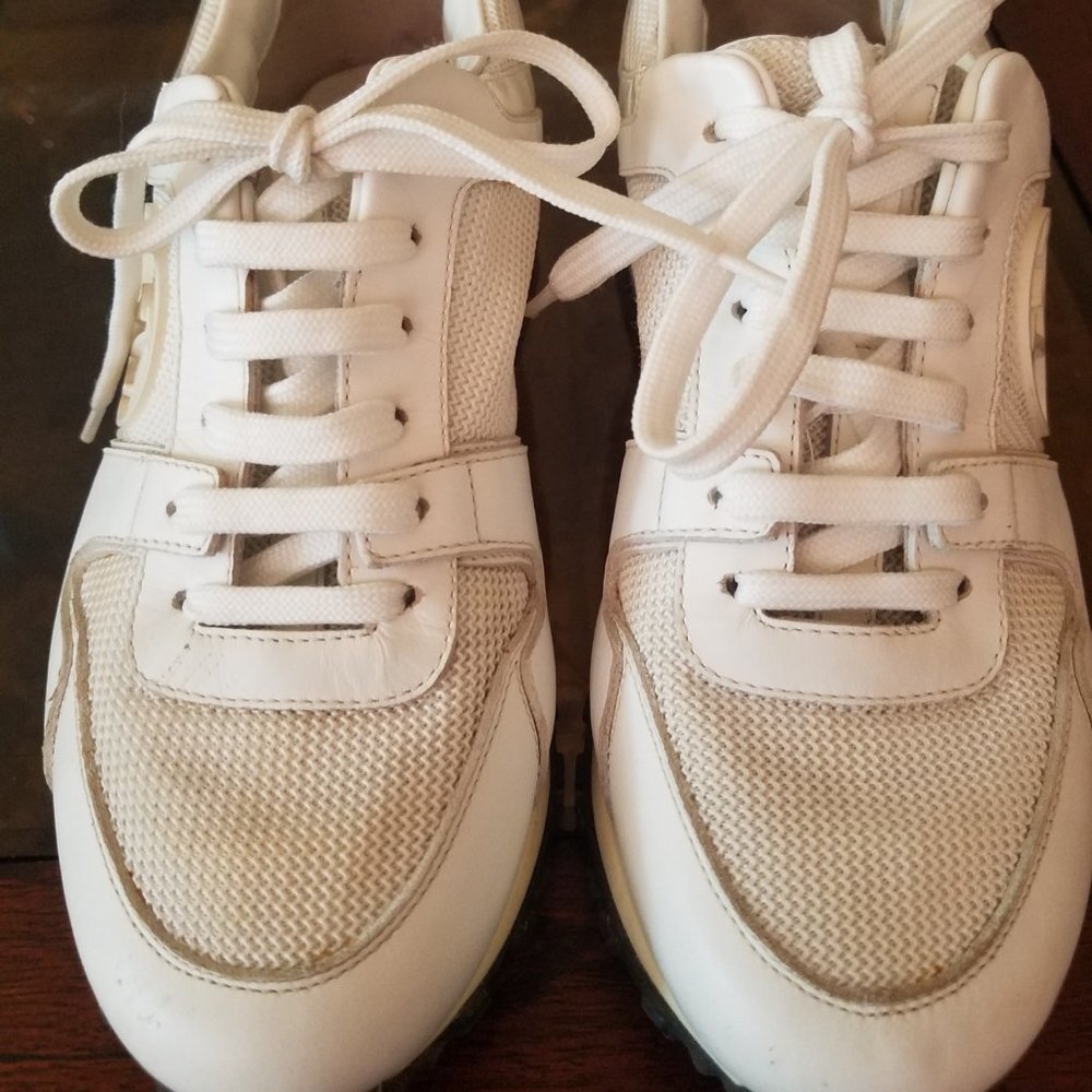 COPY - Louis Vuitton Run Away sneakers white and cream